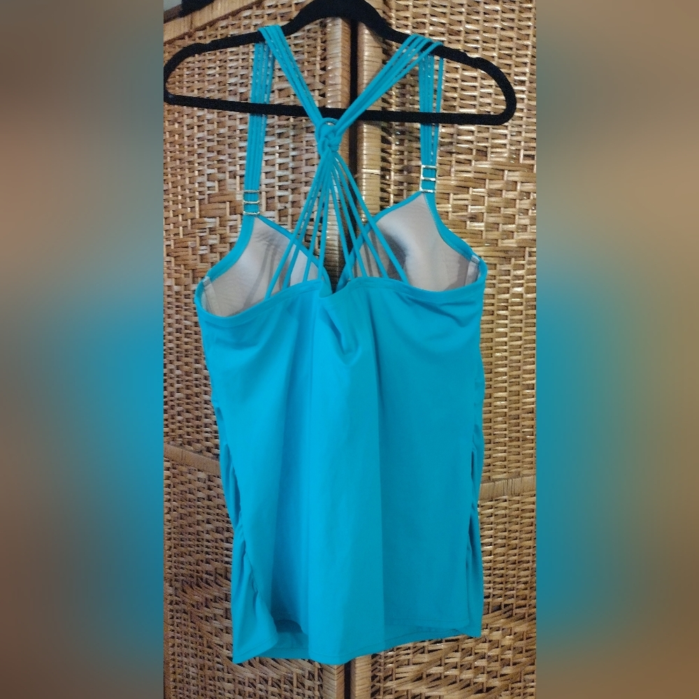 Cacique tankini top 42DD. Bottom size is 26. - Picture 6 of 6